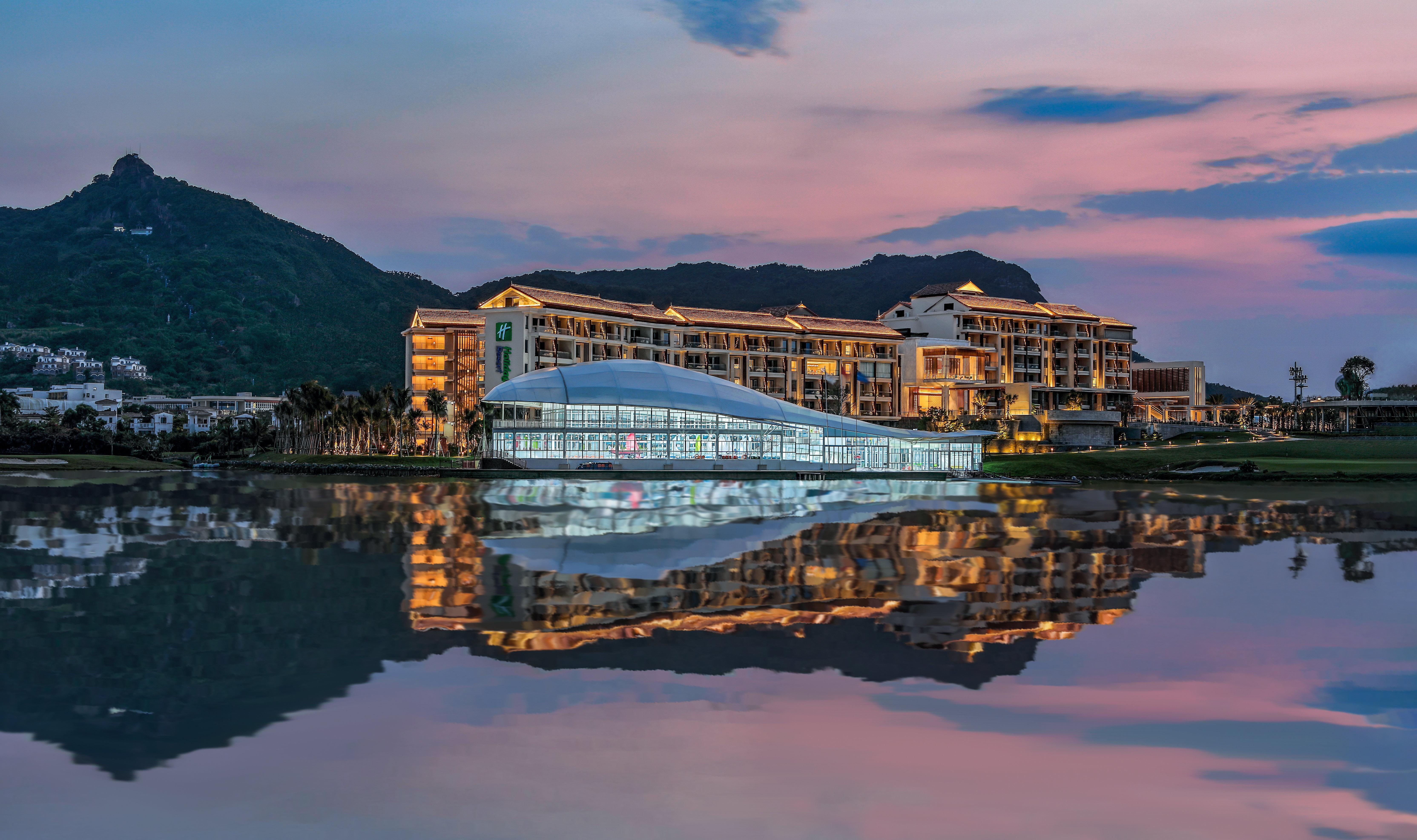 Holiday Inn Resort Qionghai Guantang, An Ihg Hotel Exterior foto